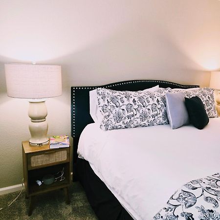 Biltmore Bliss Desert Retreat! Phoenix Luaran gambar